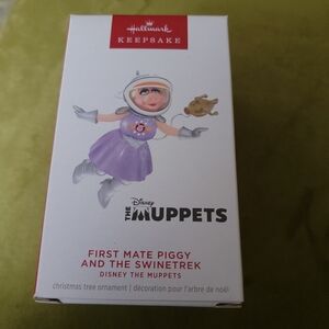 NIB Disney The Muppets 2024 First Mate Piggy & The Swine Trek Hallmark Ornament